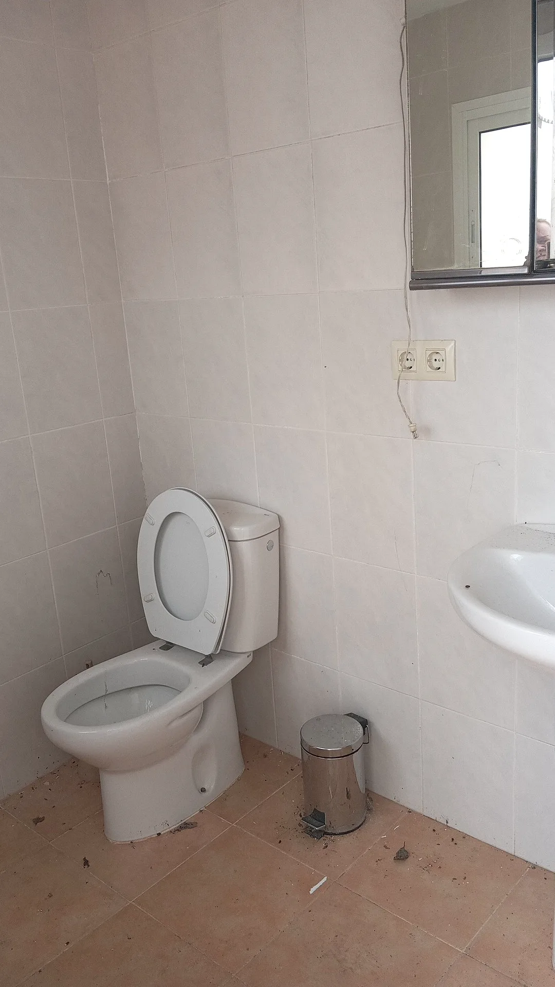 Casa de campo con 2.000 m² de terreno junto a Alozaina - Foto 9