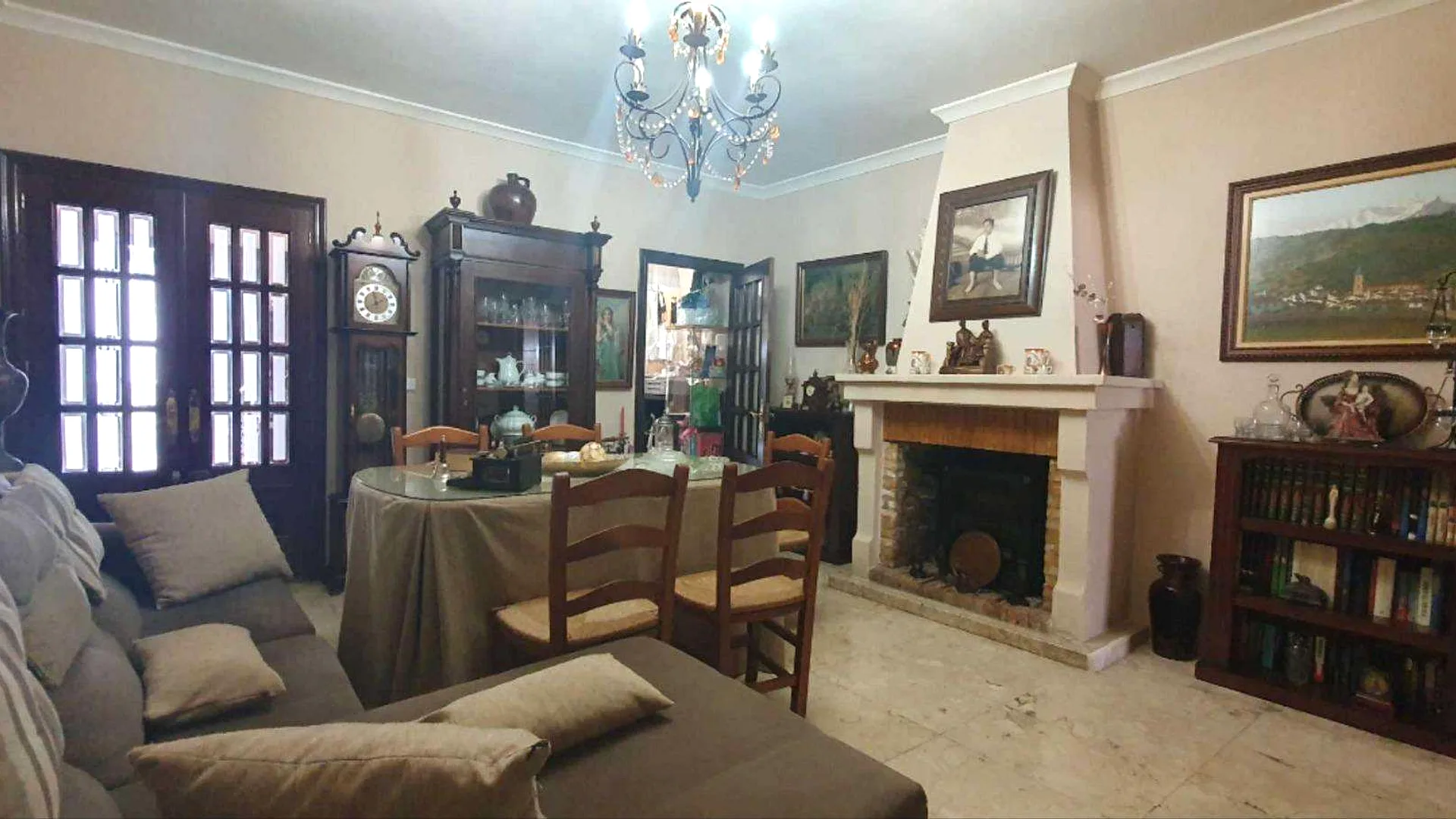 Casa con local comercial en Yunquera - Imagen 3
