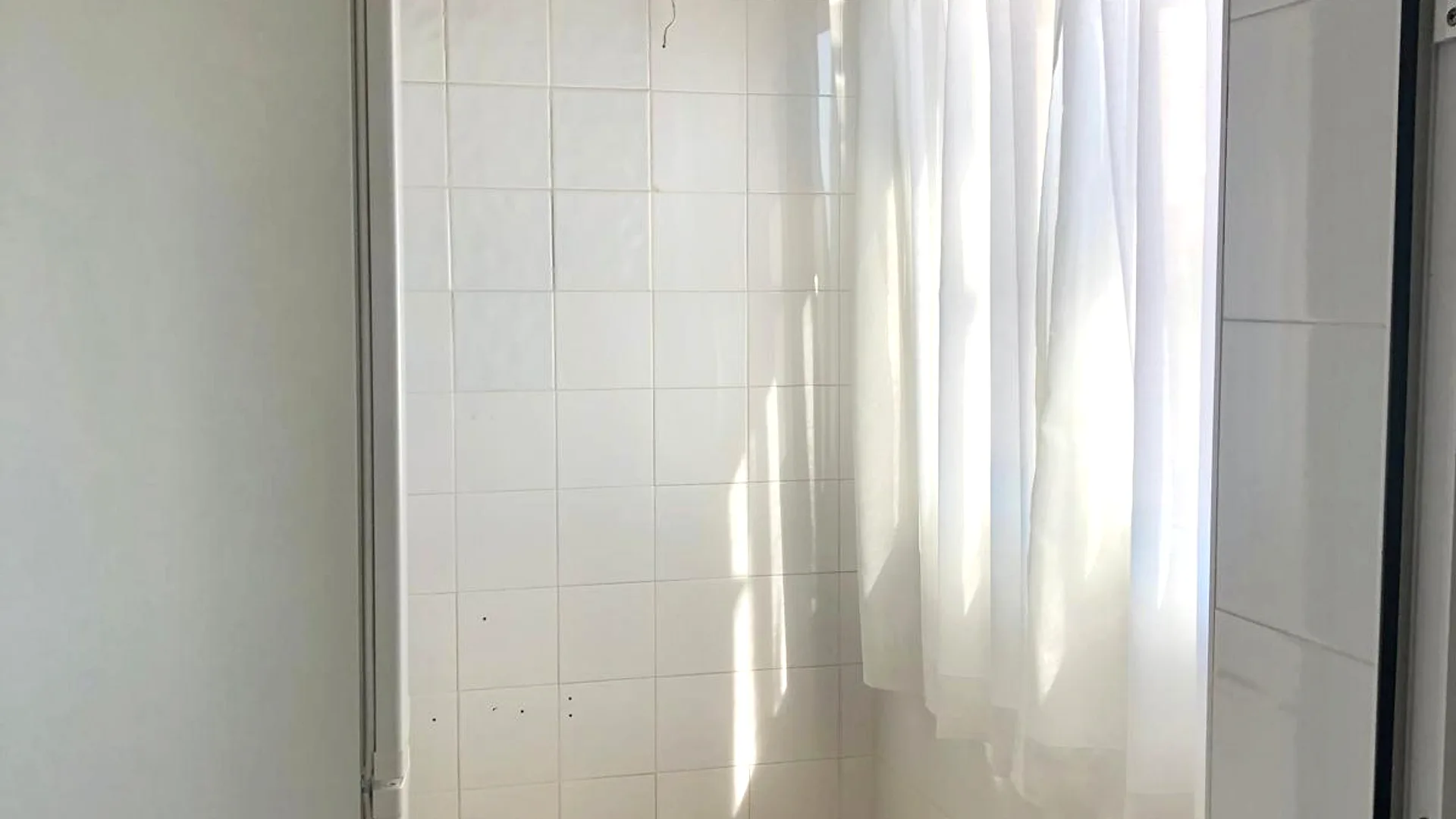 Piso de 2 dormitorios con garaje en Yunquera - Foto 14